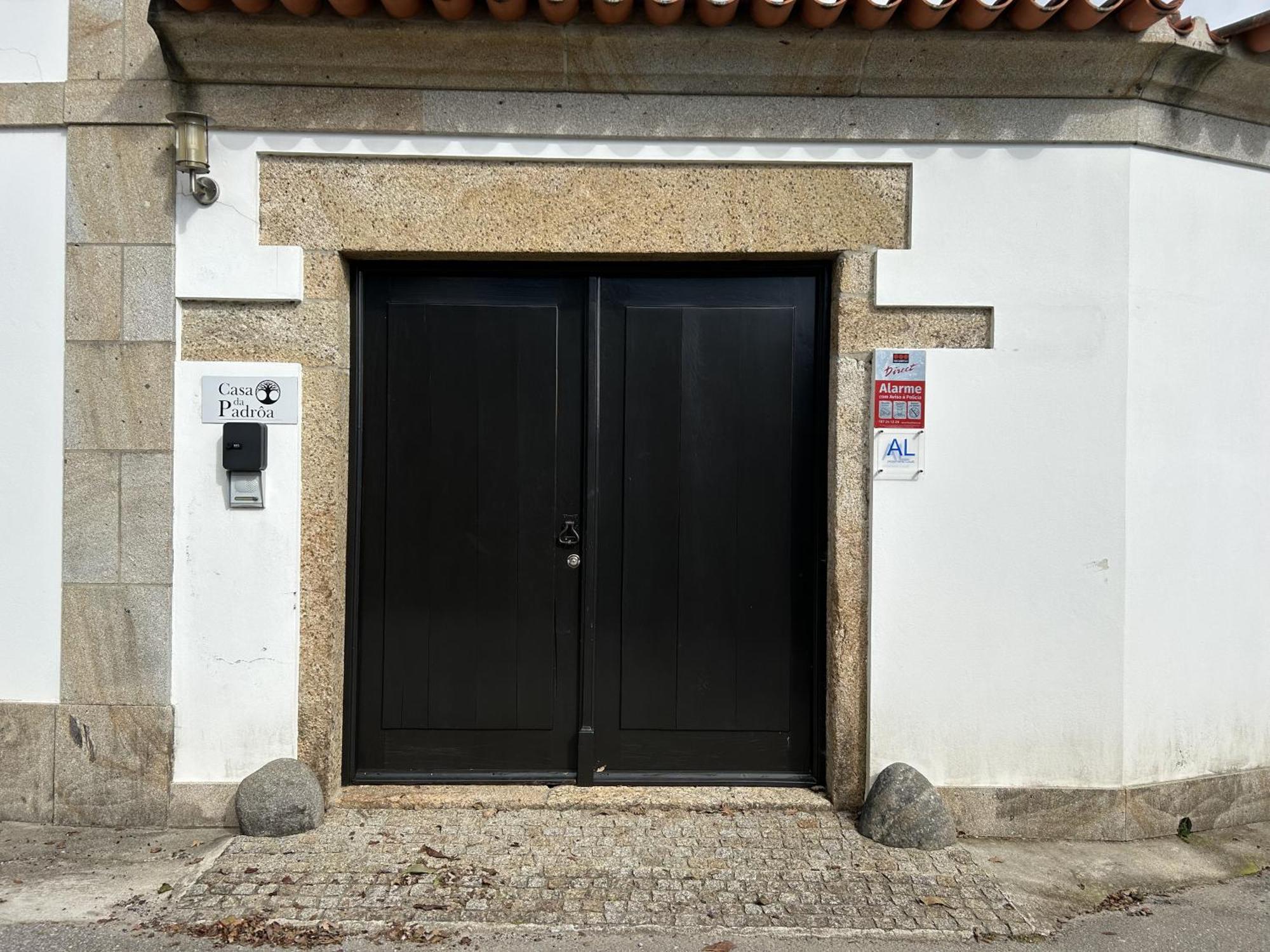 Casa Da Padroa Apartment Braga Bagian luar foto